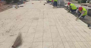 克拉玛依黄金麻荔枝面地铺案例
