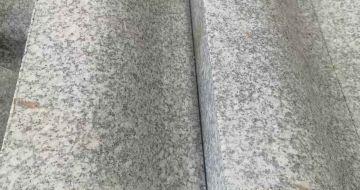 克拉玛依芙蓉白S型拉丝面路沿石