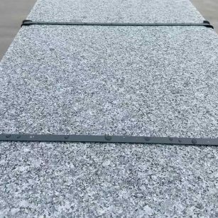 克拉玛依 芝麻黑火烧面毛板，条板，半成品