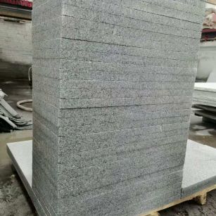 克拉玛依 花岗岩 地铺成品300*600，尺寸标准、厚薄均匀