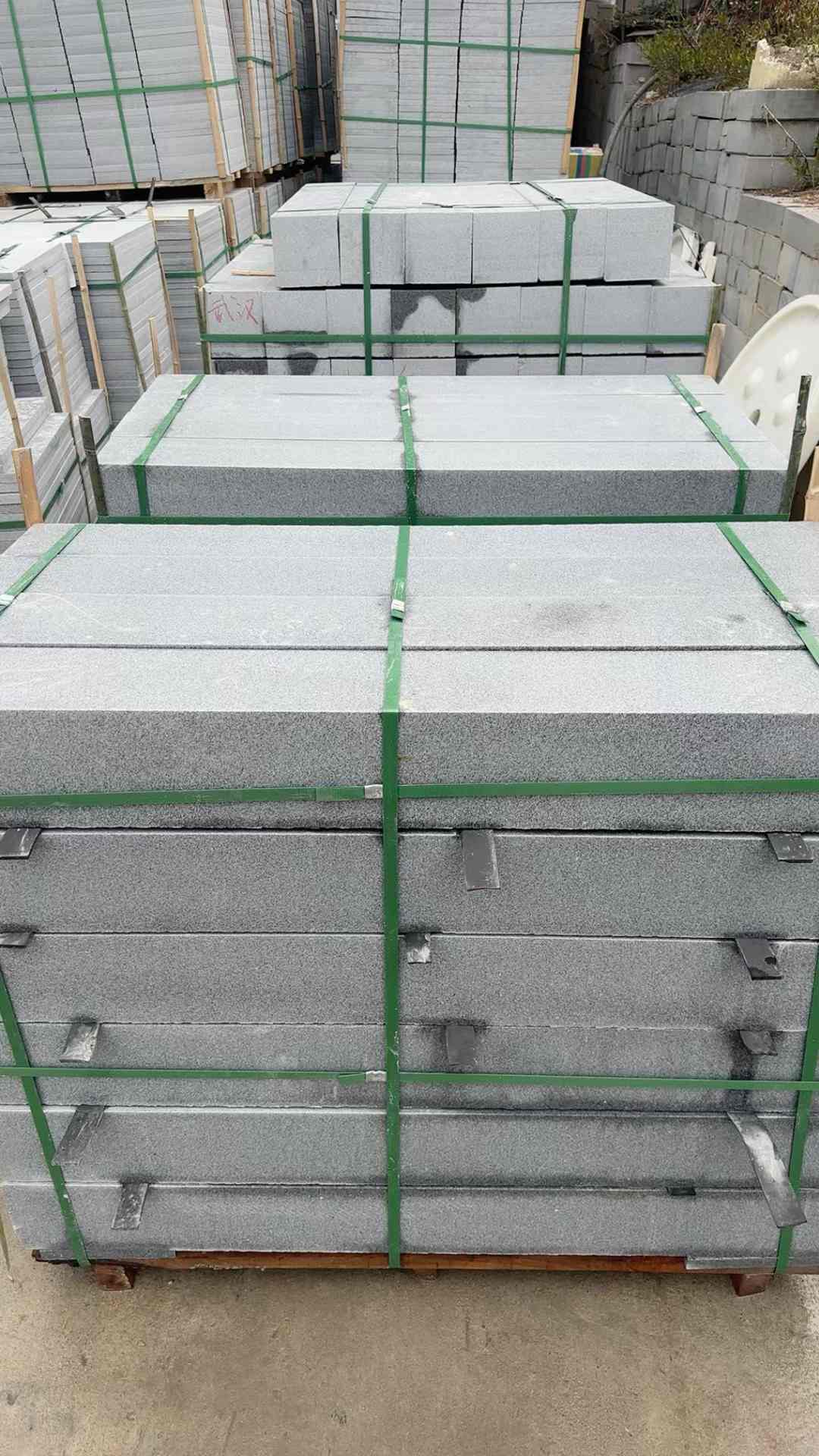 克拉玛依 芝麻灰机切面栏杆