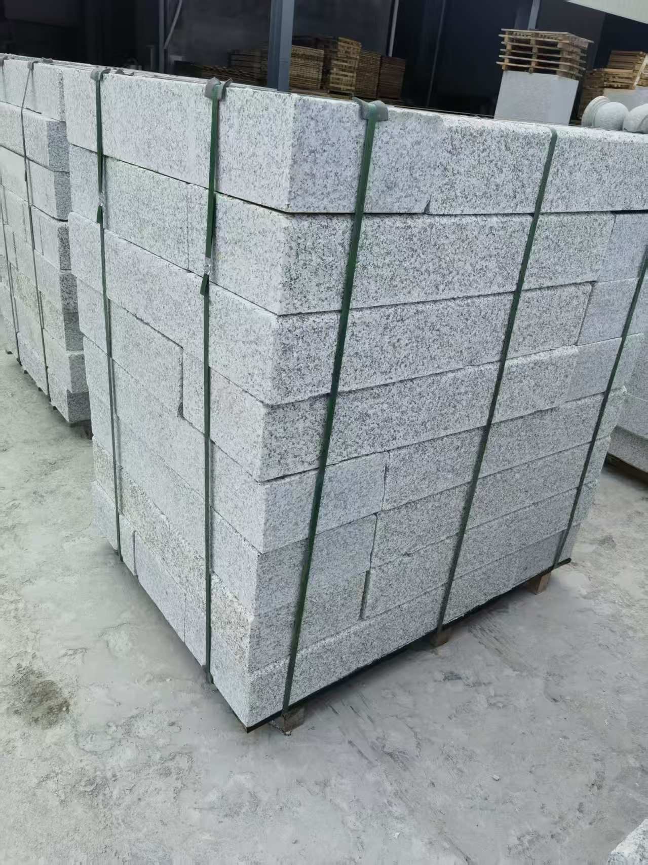 克拉玛依 芙蓉白火烧两面路沿石