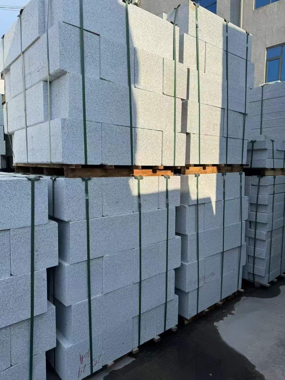 克拉玛依 芝麻白路沿石