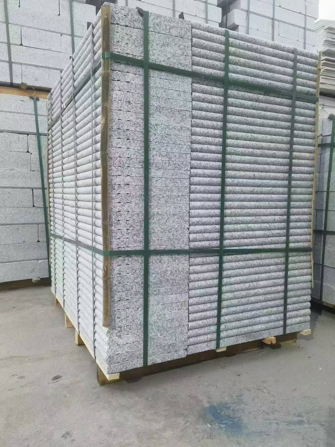 克拉玛依 芙蓉白3公分厚磨圆边、拉槽，楼梯踏步