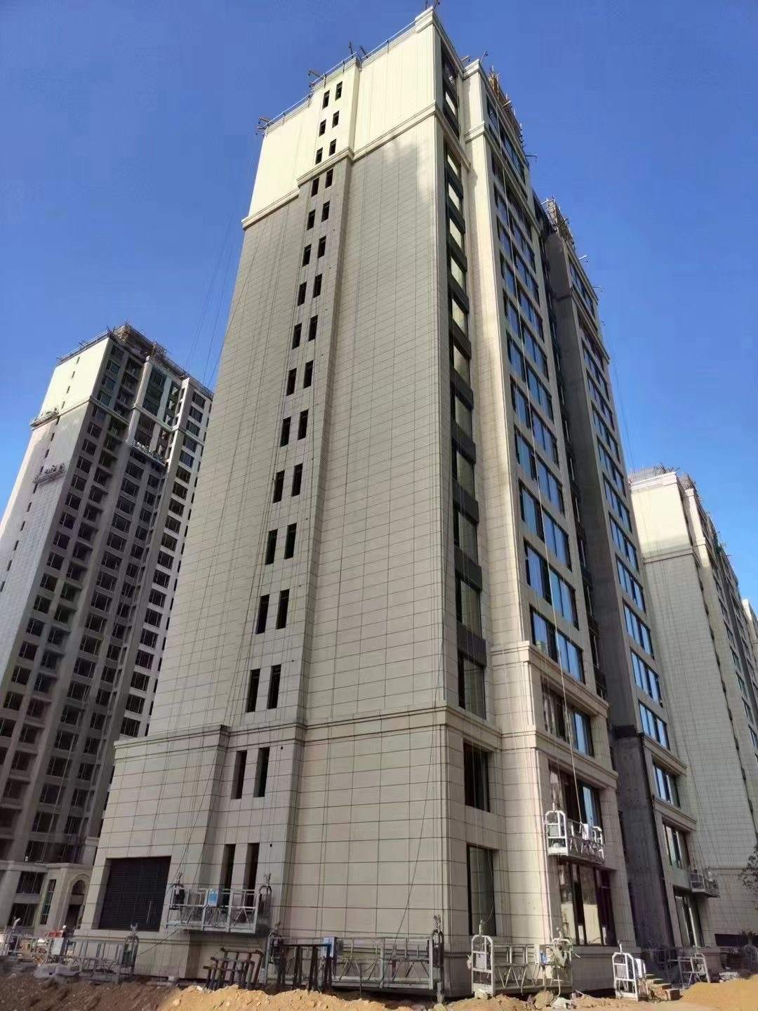 克拉玛依黄金麻高端小区，外墙干挂